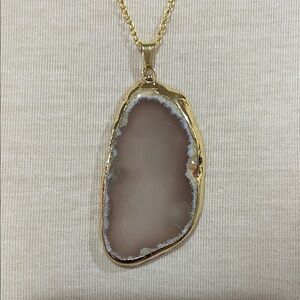 Gold and Brown Agate Pendant Necklace